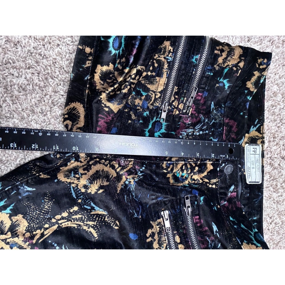 Free People Velvet Floral Skinny Pants‎ Women Size 6 Black Gold Zipper Detail - Picture 7 of 11